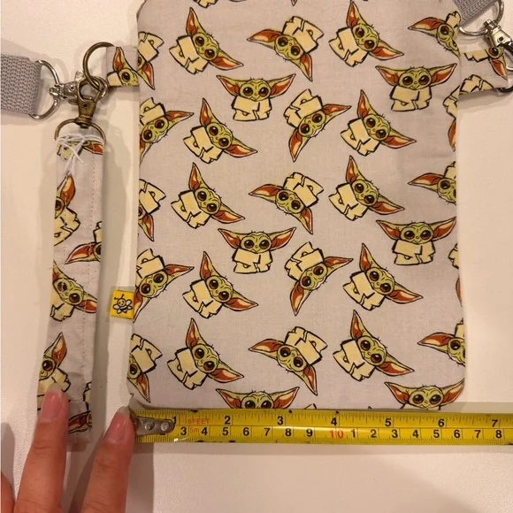 Cute Grogu Crossbody Bag or Kindle Cover - Picture 2 of 4